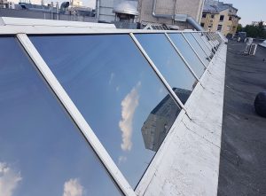 Stoglangio langų stiklai apklijuoti veidrodine plėvele nuo saulės karščio R SILVER 20ext suncontrol